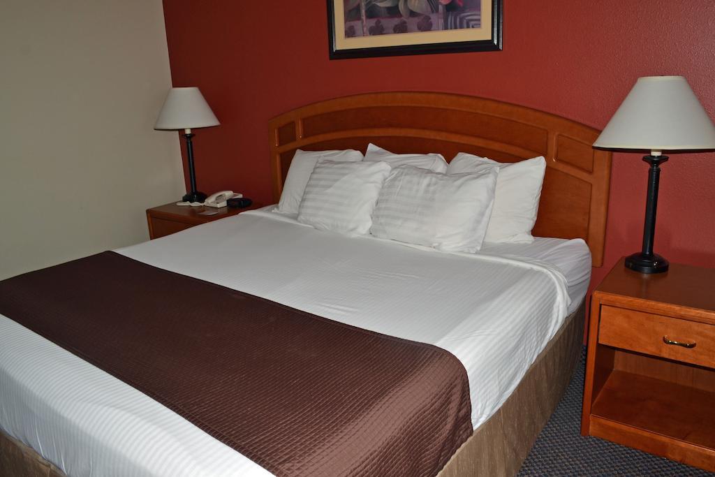 Hotel And 2*